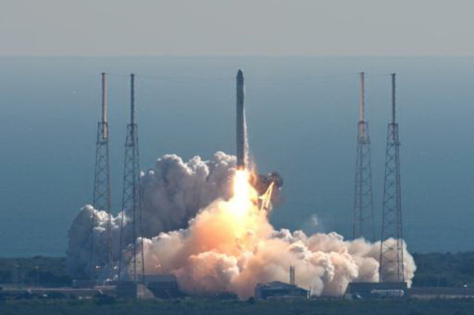 Foguetão Falcon 9 da empresa aeroespacial norte-americana SpaceX