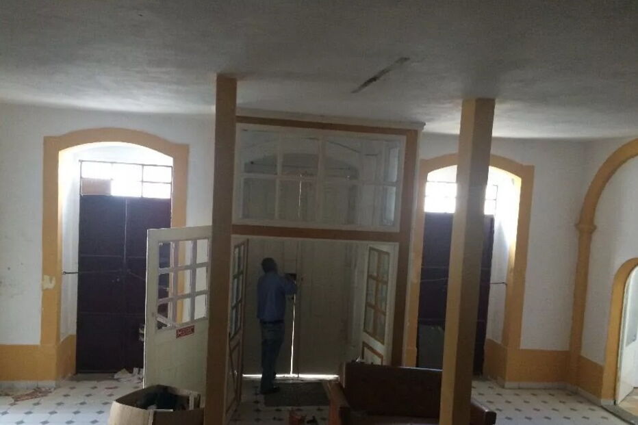 Teatro de Portalegre está à venda