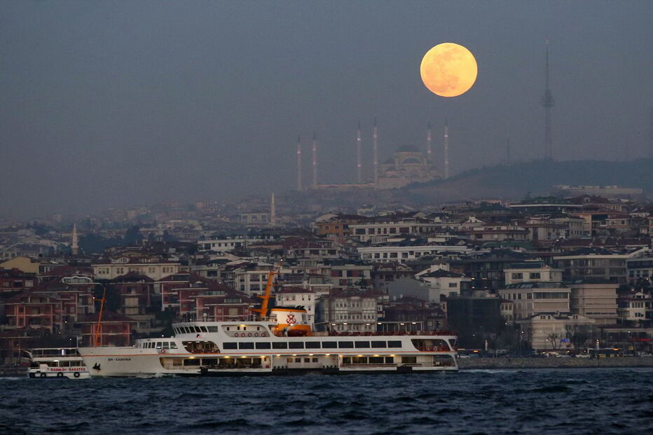 Superlua em Istambul, na Turquia