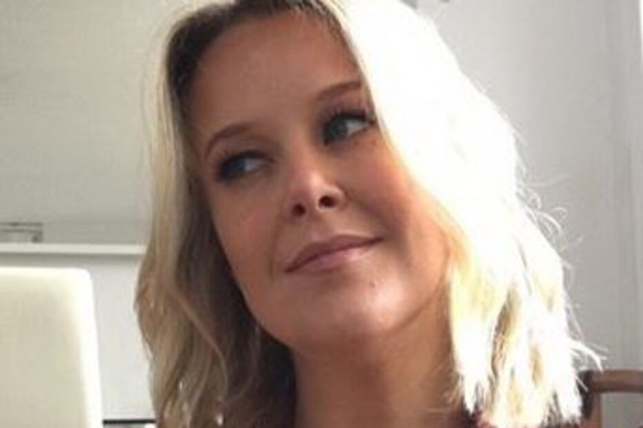 Invade casa do ex-namorado para lhe apagar 'nudes' do telemóvel