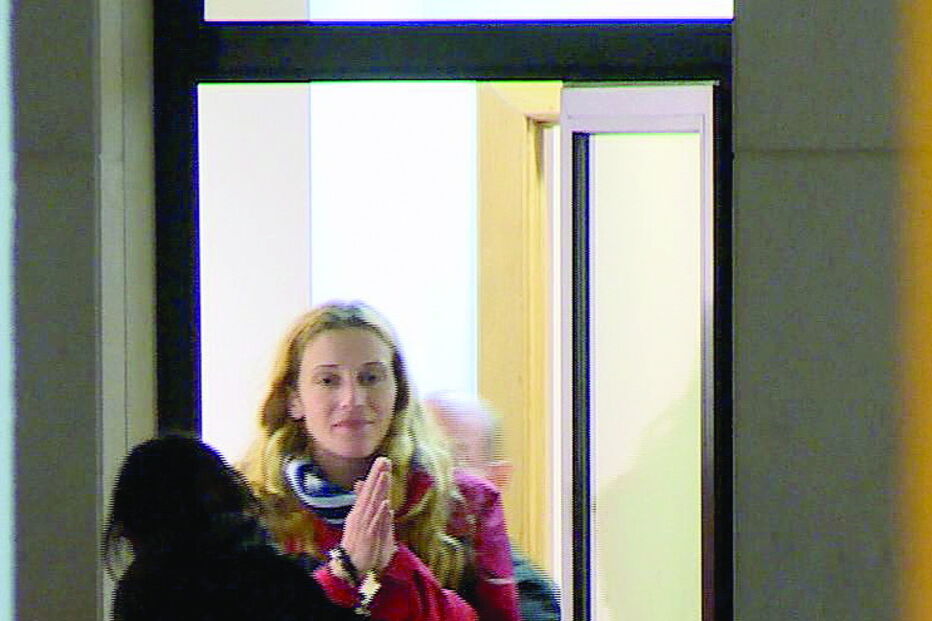 Mulher, de 38 anos, está indiciada por instigar o furto da casa