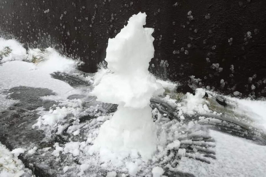 Neve na Ilha das Flores