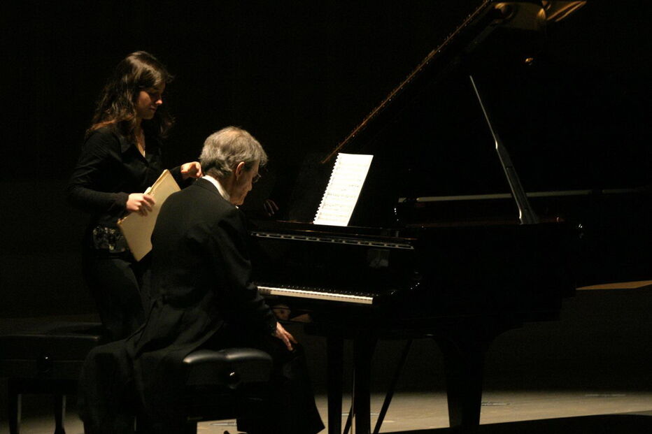 O pianaista Sequeira da Costa