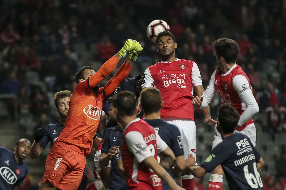 Pensar na Taça deu em derrota para o Sp. Braga