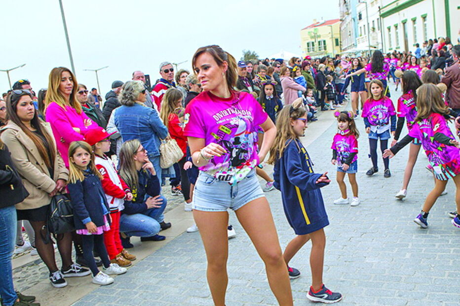 Elementos de várias idades vão participar na festa
