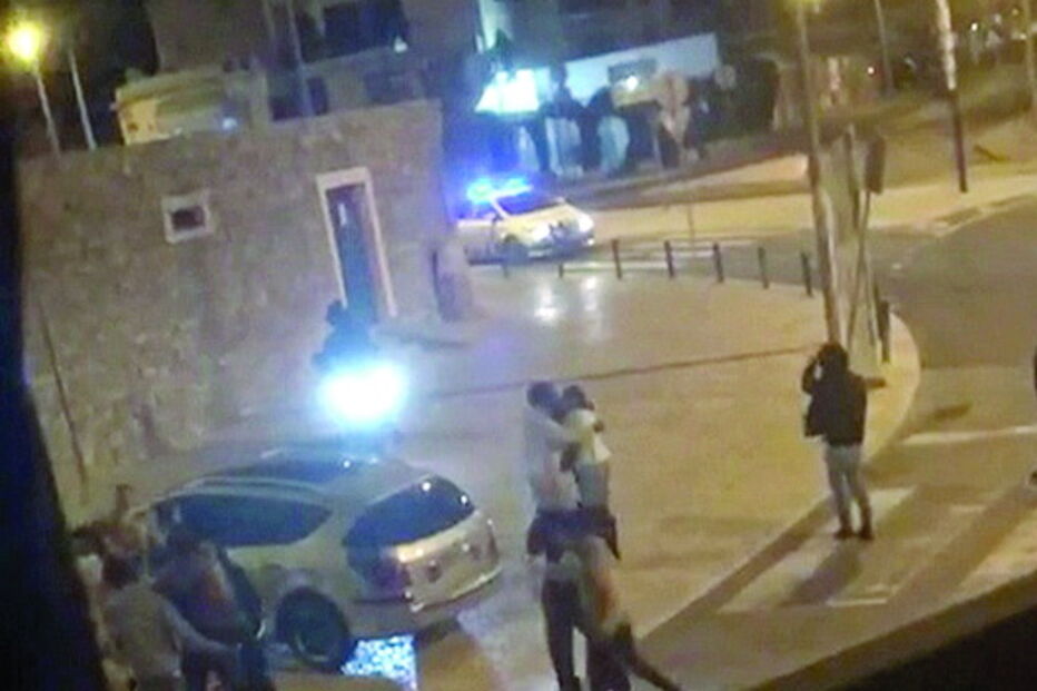 Moradores denunciam violência