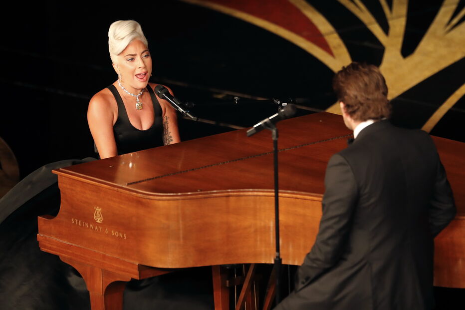 Lady Gaga e Bradley Cooper