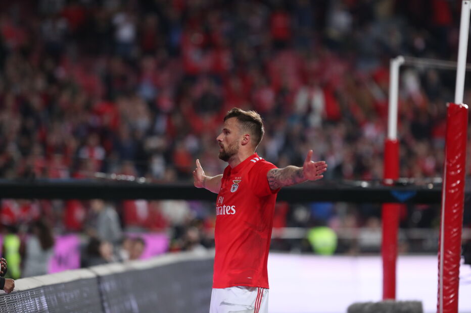 As melhores imagens da partida entre o Benfica e Chaves na Luz