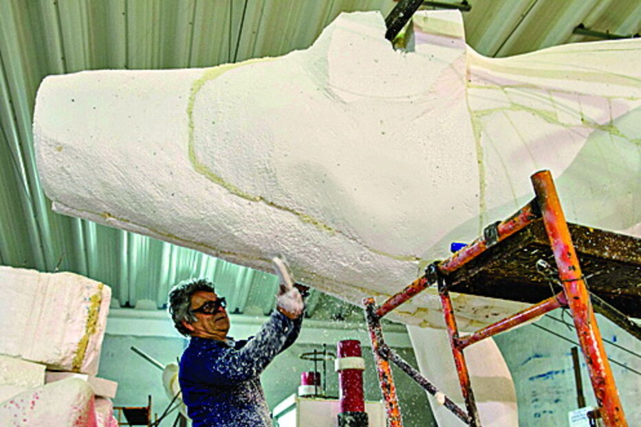 Dois mil foliões celebram Carnaval em Sines