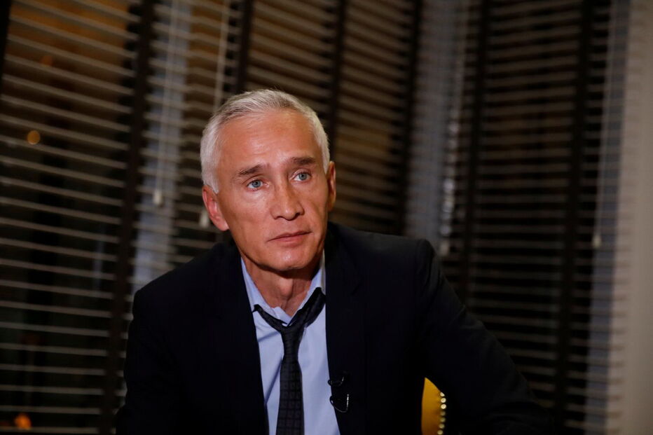 Jornalistas de Univisión detidos na Venezuela por fazerem preguntas incómodas no palácio presidencial