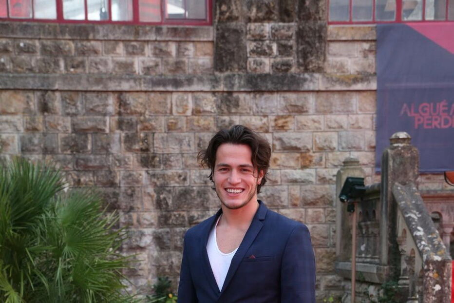 novela, cmtv, apresentação, elenco, atores, estoril, alguém perdeu, ator, atriz