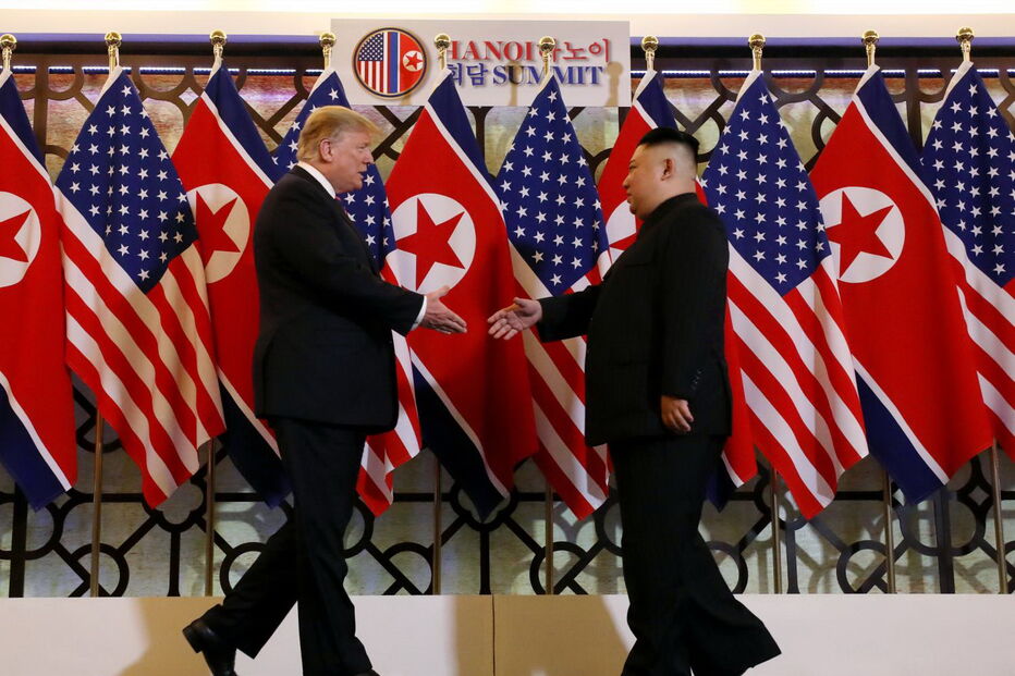 O encontro de Donald Trump e Kim Jong-un em imagens