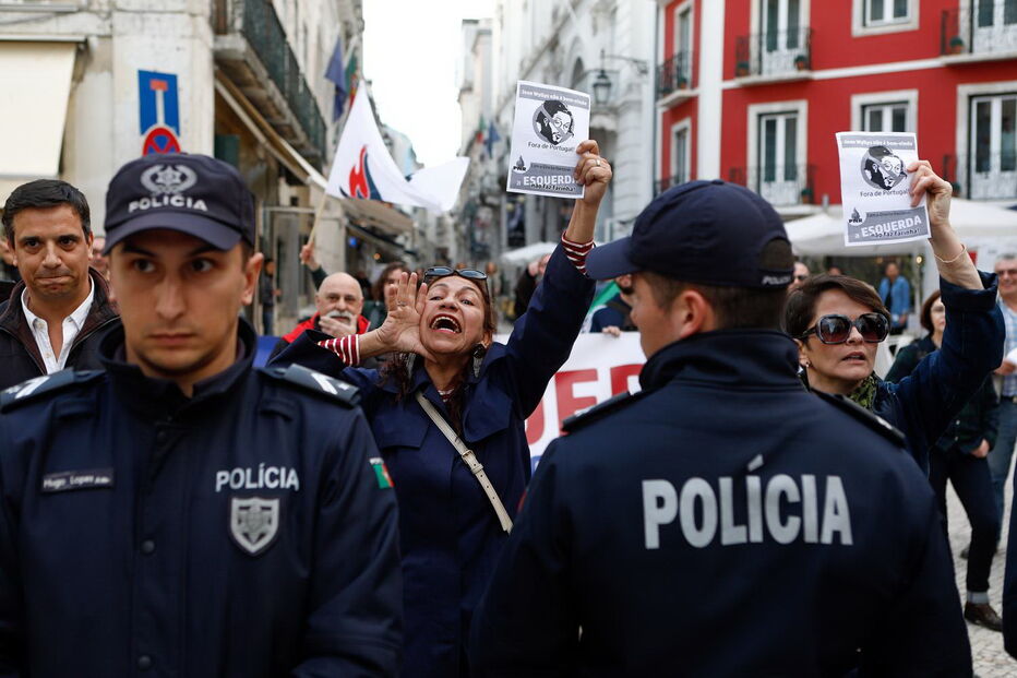 Militantes do Partido Nacional Renovador em Lisboa