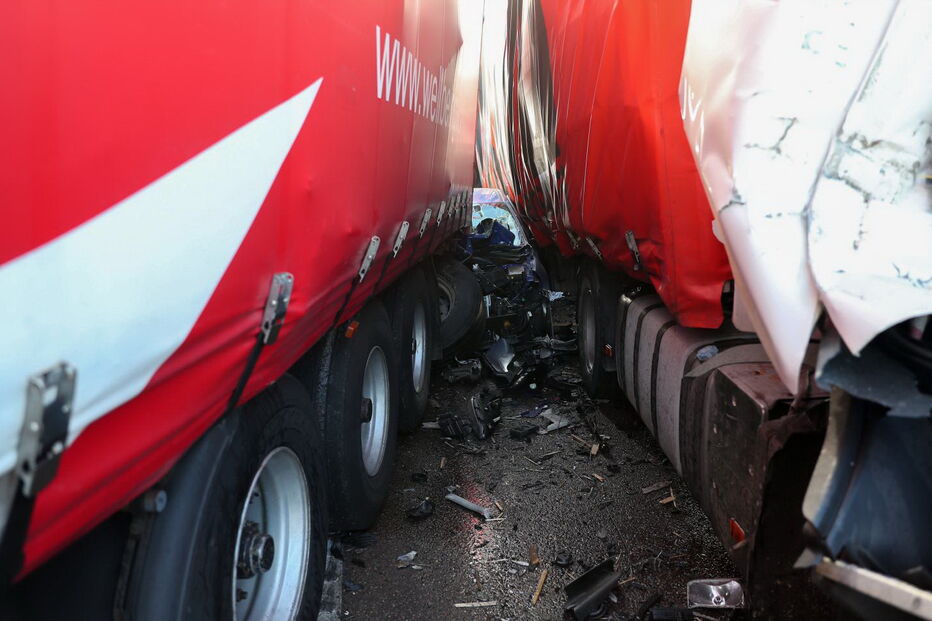 Acidente com cinco camiões e seis carros faz 17 feridos em Elvas