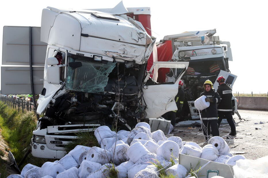 Acidente com cinco camiões e seis carros faz 17 feridos em Elvas