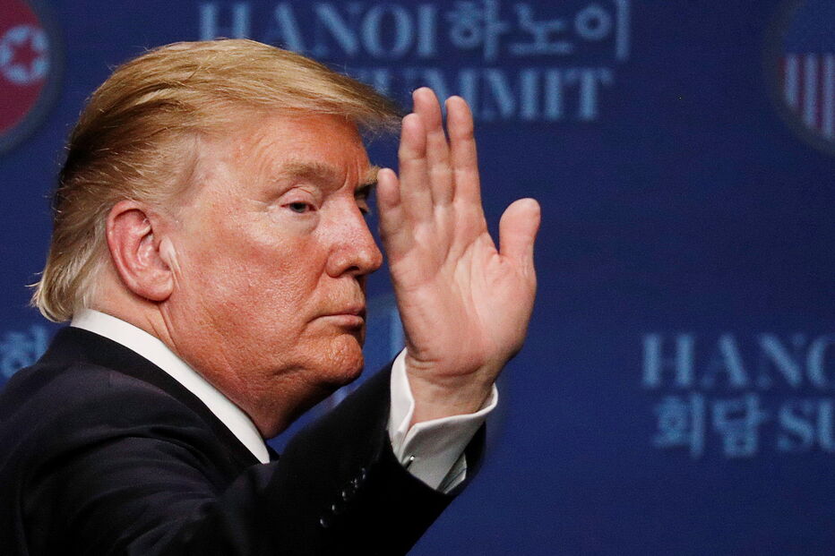 Trump abandona Hanói após cimeira falhada com Kim Jong-Un
