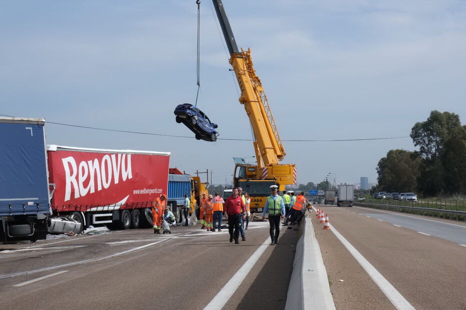 Acidente com camiões no Caia faz vários feridos