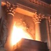 Violentas chamas consomem igreja histórica em Paris. Veja as imagens