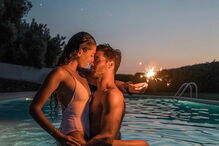 Casal português de bloguers arrasado após foto “irresponsável” em comboio