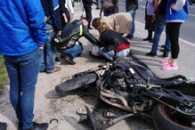 Despiste de mota na EN378 faz um ferido em Fernão Ferro