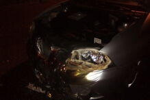 Cinco carros totalmente destruídos após incêndio em Queijas