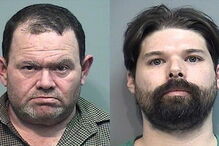 Elwyn Crocker (pai) e Mark Anthony (padrasto)