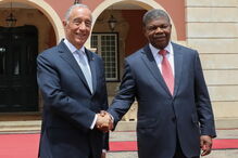 Marcelo condecorado por João Lourenço em Luanda com ordem Agostinho Neto