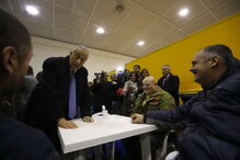 2019-03-08_15_24_16 visita os sem abrigo no pavilhão do casal vistoso em 2017 (pedro simões).jpg