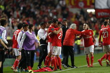 Encarnados celebram golo