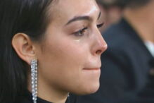 FV - Georgina chora em Turim