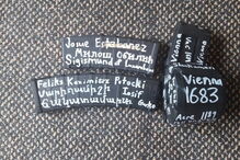 Terrorista divulga imagens de armamento nas redes sociais dias antes do ataque