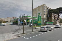 Casal foi apanhado a meter combustível com matrícula falsa nesta posto da Avenida Sidónio Pais, no Porto