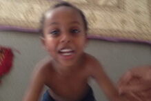 Mucad é o mais jovem desaparecido do massacre na mesquita