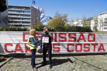 Lesados do BES em protesto ruidoso junto a casa do governador do Banco de Portugal