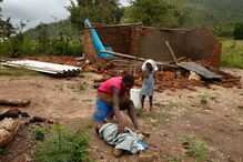 Imagens mostram destruição provocada por ciclone em Moçambique