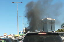  Autocarro arde nas Amoreiras em Lisboa