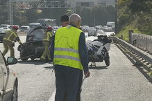 Choque em cadeia faz dois feridos e condiciona trânsito no túnel do Grilo em Lisboa