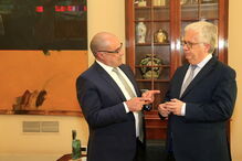 Entrega da Moção CM Não Esquece!