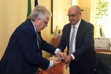 Entrega da Moção CM Não Esquece!