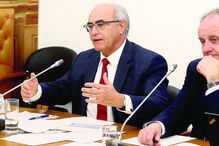 Manuel Frexes fala em “ataque político, externo ou interno”, que atribui ao facto de este ser um ano de eleições 