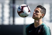 Cristiano Ronaldo no treino da Seleção Nacional