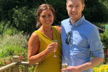 Jovem mãe que ajudou vítimas de cancro morre com a doença