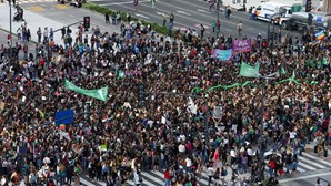 Dia Internacional da Mulher leva meio milhão às ruas de Buenos Aires