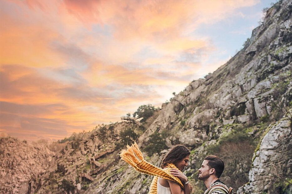 Casal português de bloguers arrasado após foto “irresponsável” em comboio