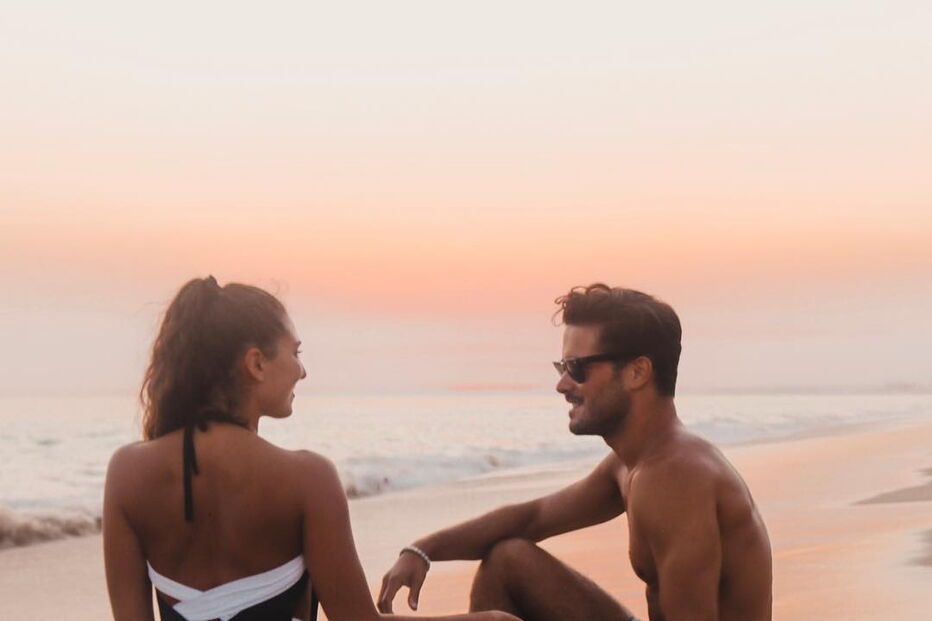 Casal português de bloguers arrasado após foto “irresponsável” em comboio