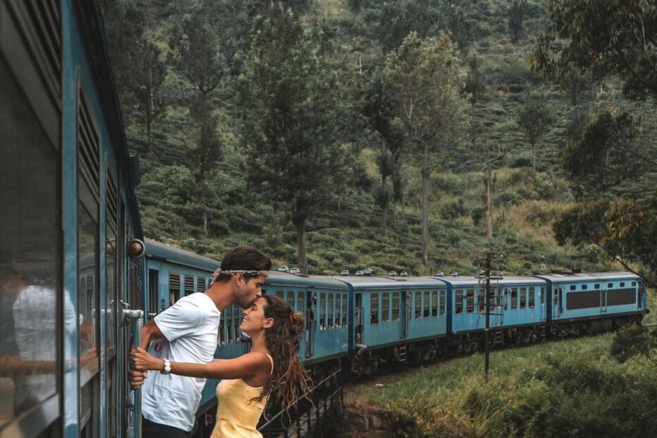 Casal português de bloguers arrasado após foto “irresponsável” em comboio