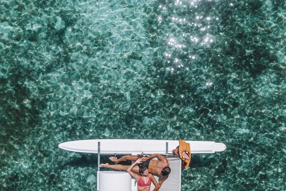 Casal português de bloguers arrasado após foto “irresponsável” em comboio