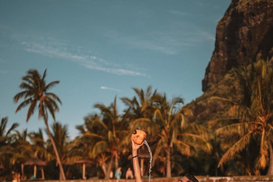 Casal português de bloguers arrasado após foto “irresponsável” em comboio