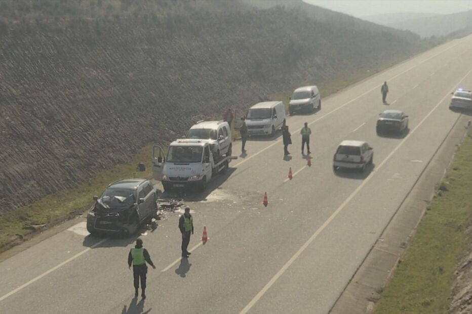 Quatro feridos em colisão com seis carros em Mirandela