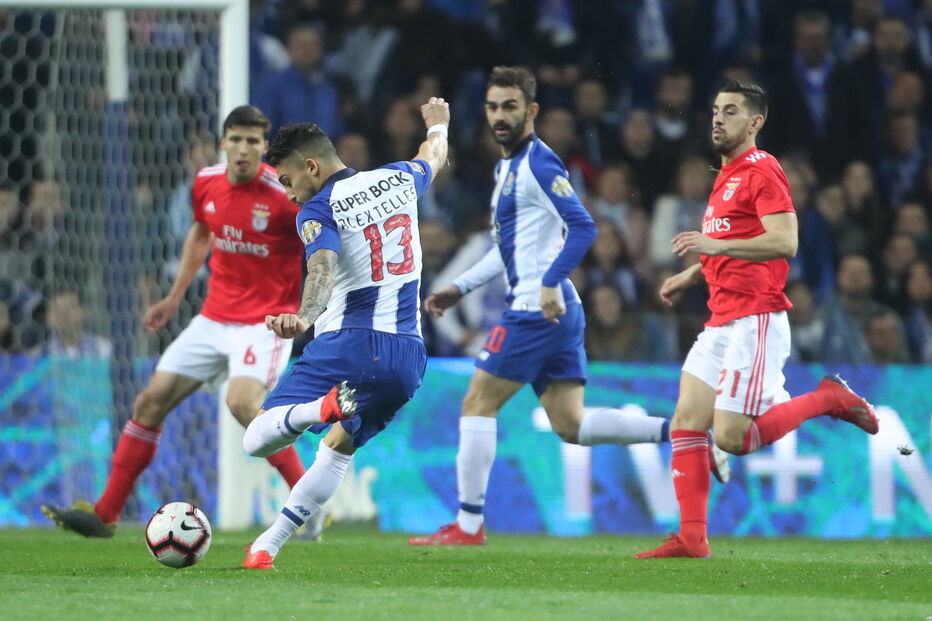 Clássico entre Benfica e FC Porto no estádio do Dragão	